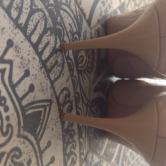 Aquazzura patent nude pump - Picture 4 of 7